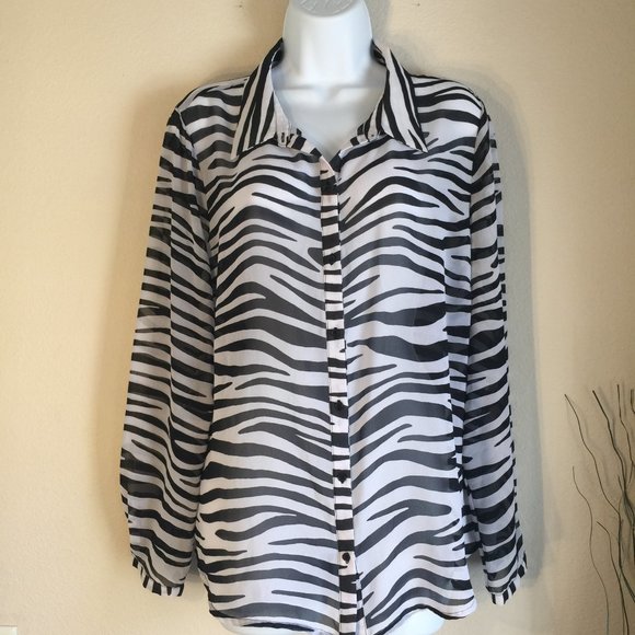 a.n.a. Zebra Print Sheer Button-Front Blouse Size L Black & White - Picture 1 of 14